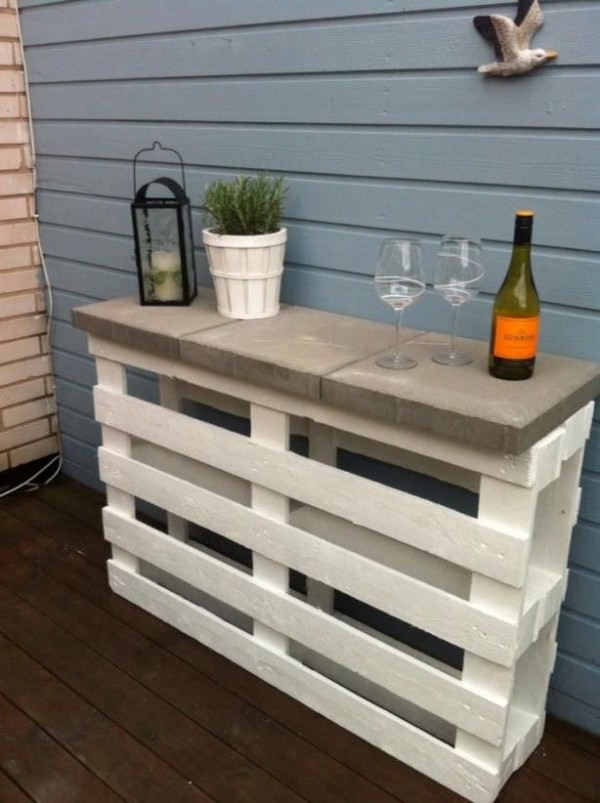 Pallet Outdoor Bar