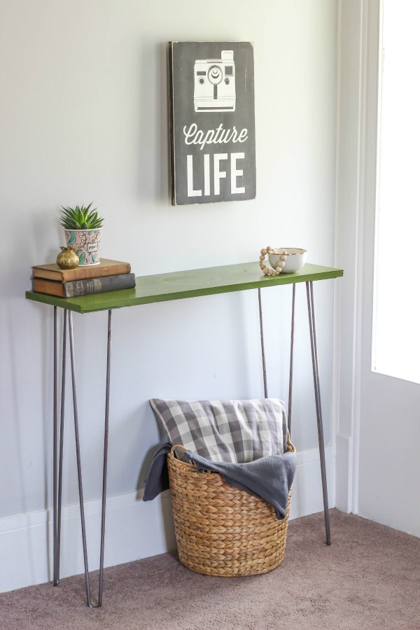 hairpin leg entryway table