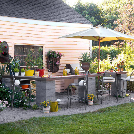 Outdoor Kitchen