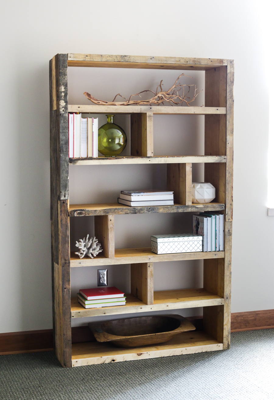 Pallet Bookshelf