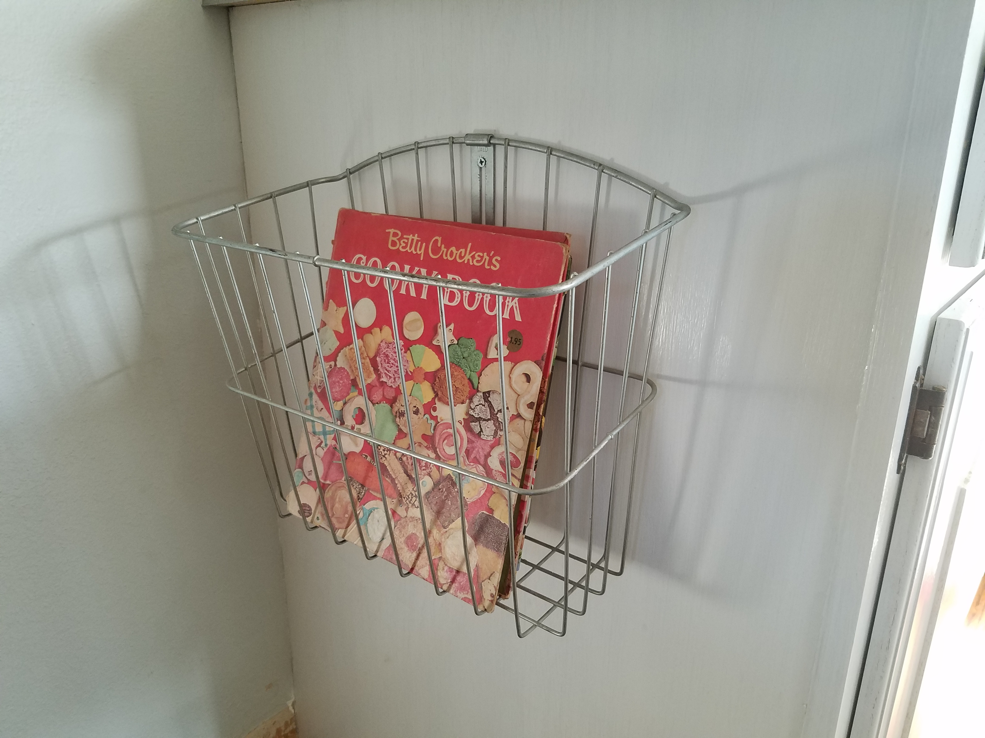 Turn a Bicycle Basket into Kitchen Storage