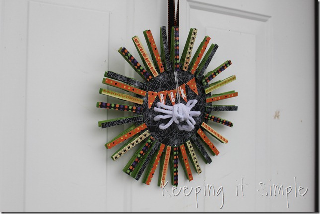 Halloween Clothespin Wreath
