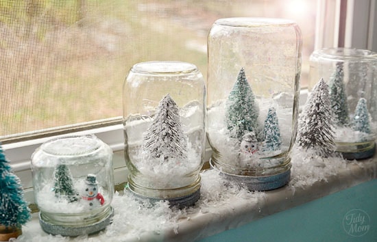 Mason Jar Snow Globes