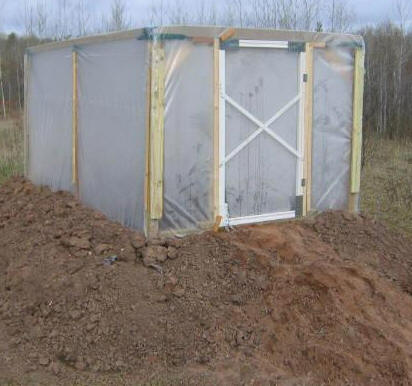 Flat Top Greenhouse