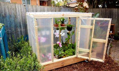 greenhouse on wheels