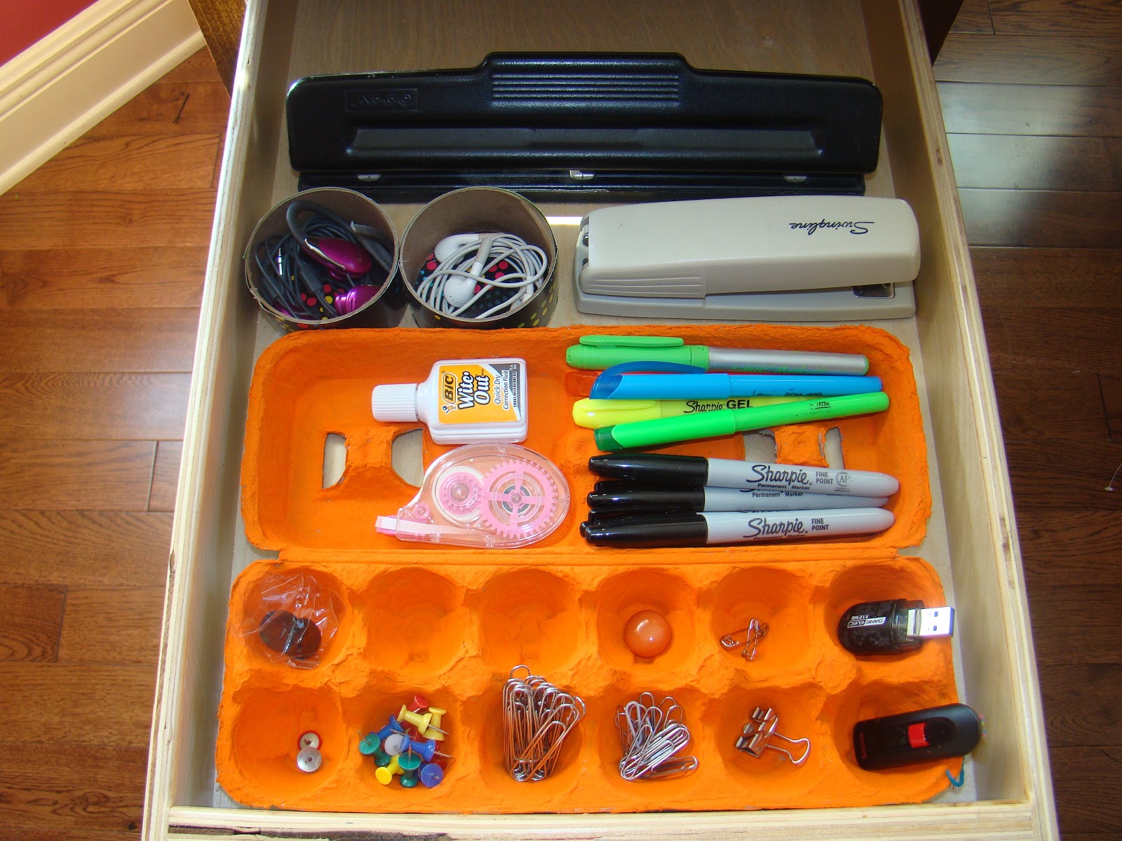 Egg cartons work great to organize desk items