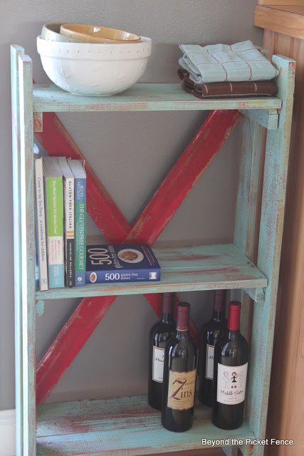 Pallet Bookshelf