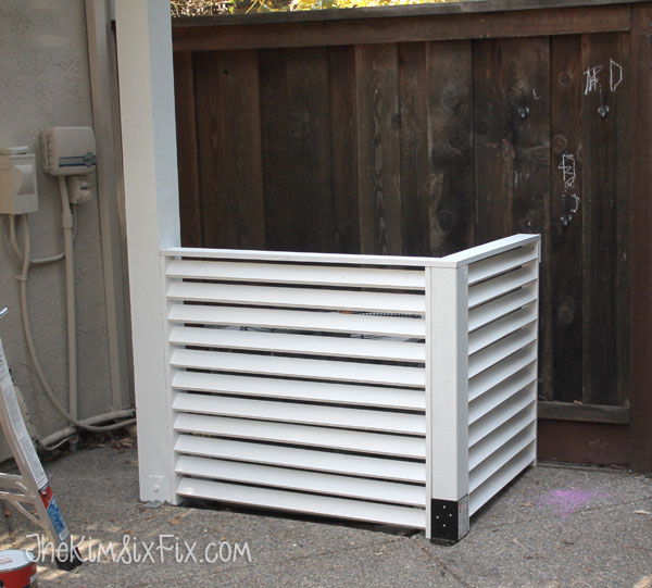 Louvered Screen