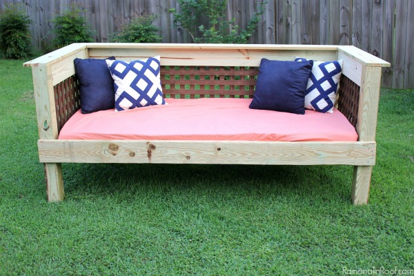 Outdoor Daybed